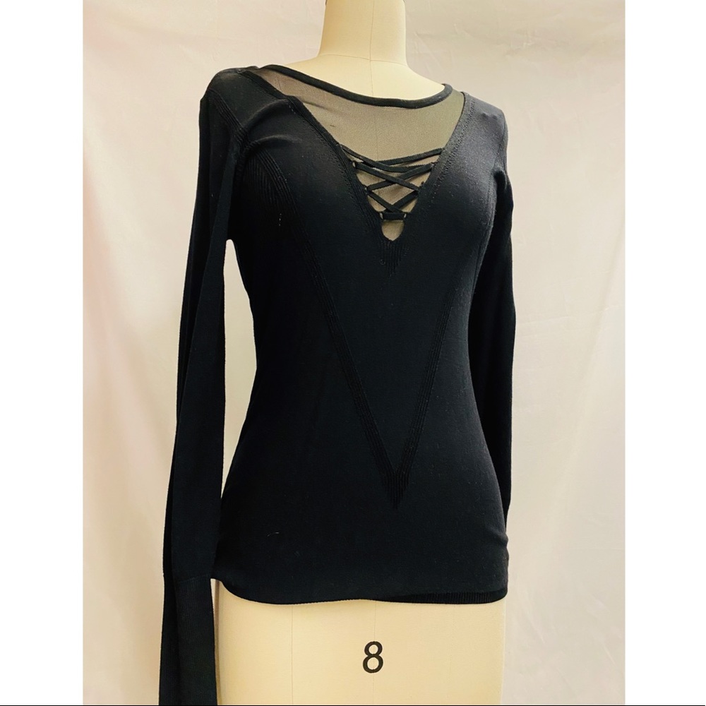 Black Guess slim cut sweater